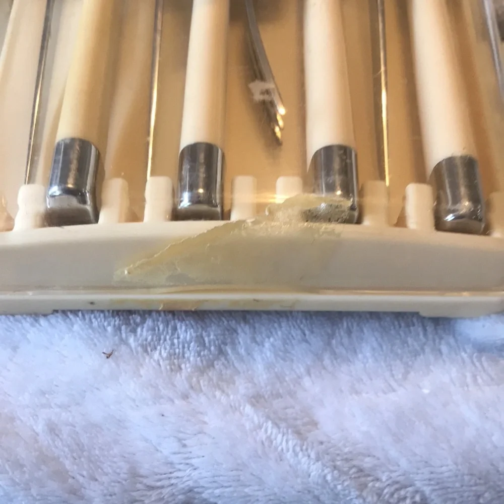 Carvel Hall Fine Cutlery by Briddell